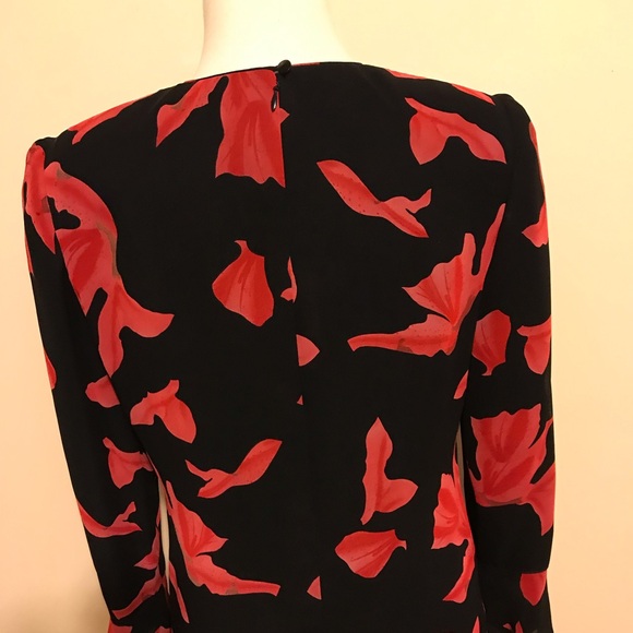 David Hayes Women’s Silk Dress - Picture 6 of 10